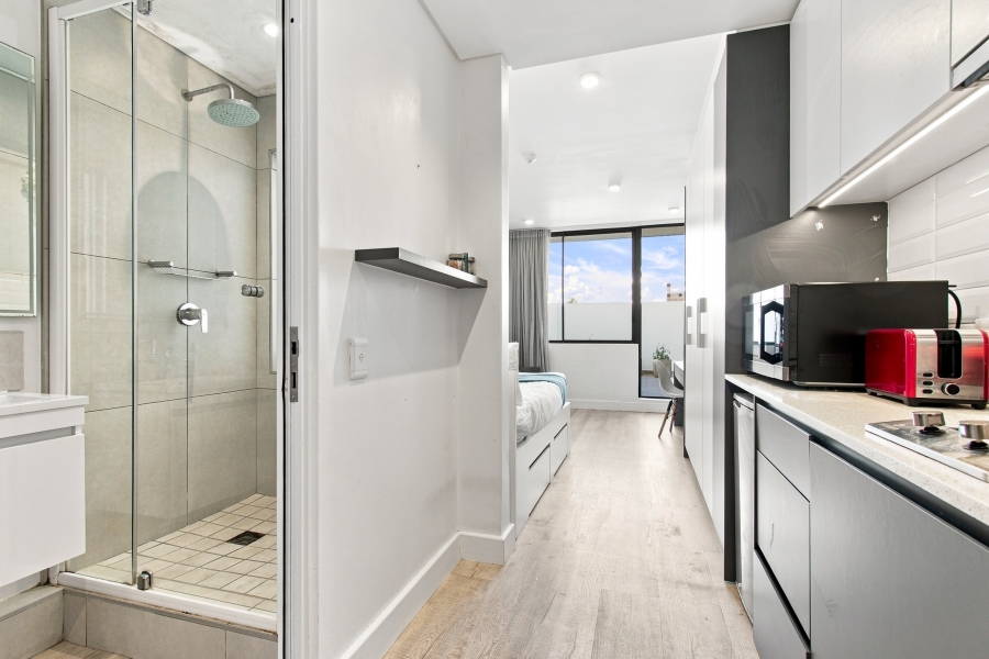 1 Bedroom Property for Sale in Woodstock Western Cape